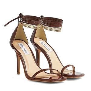 NEW Steven Madden Wister Chain Trim Vegan Leather Sandals